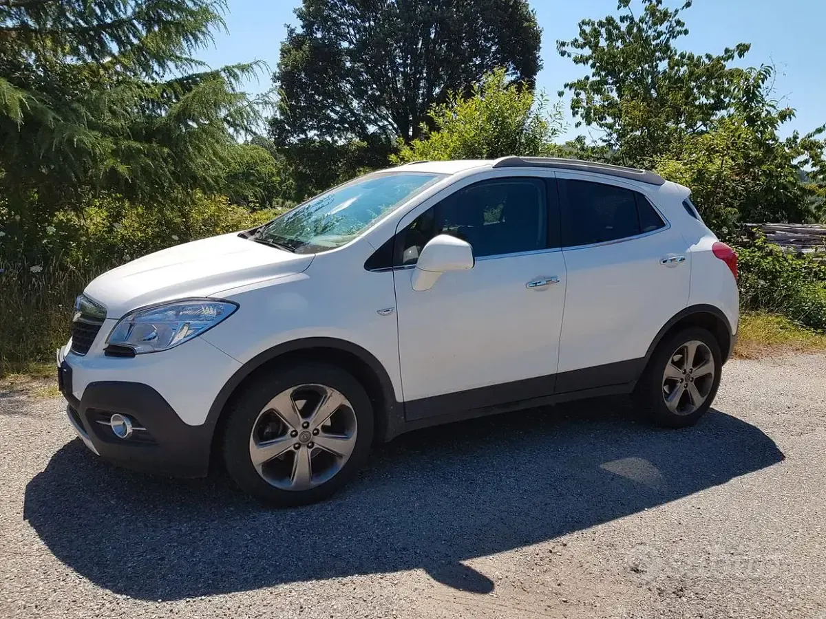 Usata Opel Mokka 131 CV (96 kW) 2014 Bianco SUV
