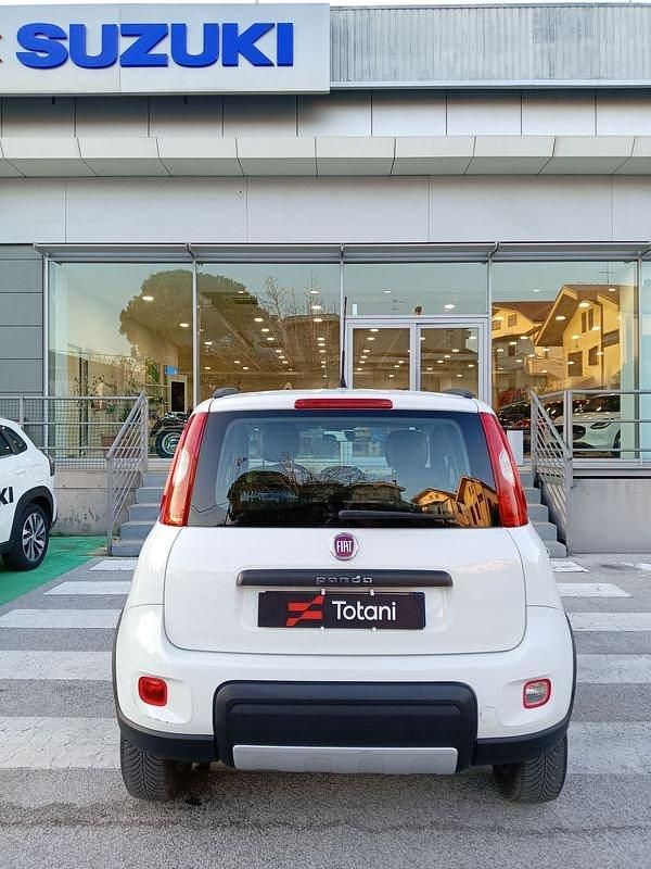 Usata Fiat Panda 4x4 75 CV (55 kW) 2014 Bianco Utilitaria