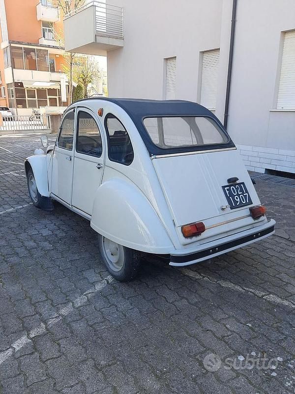 Usata Citroën 2CV 1960 Bianco Berlina