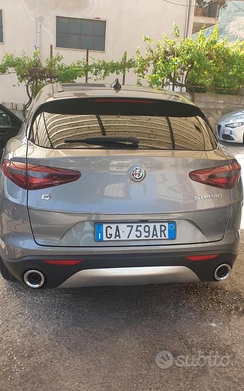 Usata Alfa Romeo Stelvio 210 CV (154 kW) 2020 Grigio SUV