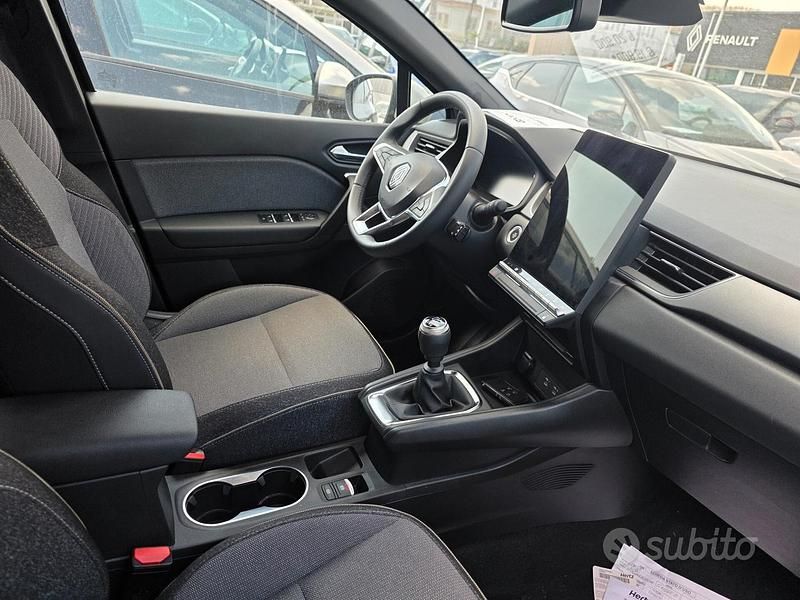 Usata Renault Captur Techno 100 CV (73 kW) 2025 Nero SUV