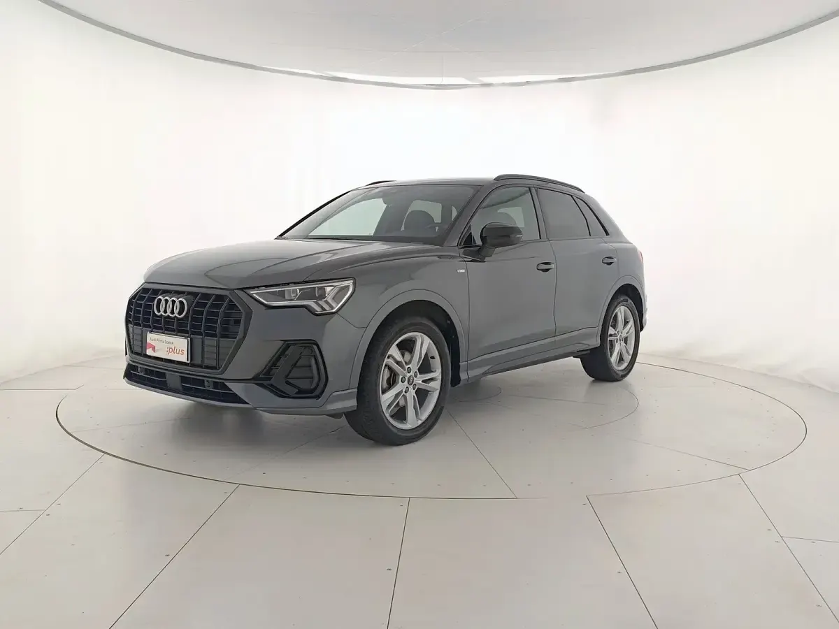 Begagnad Audi Q3 S-Line 150 HK (110 kW) 2025 SUV