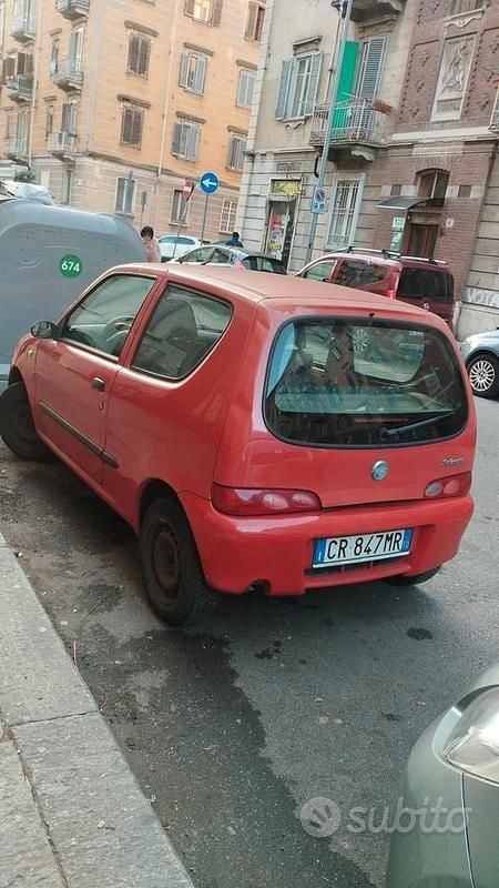 Usata Fiat 600 2004 Rosso Berlina