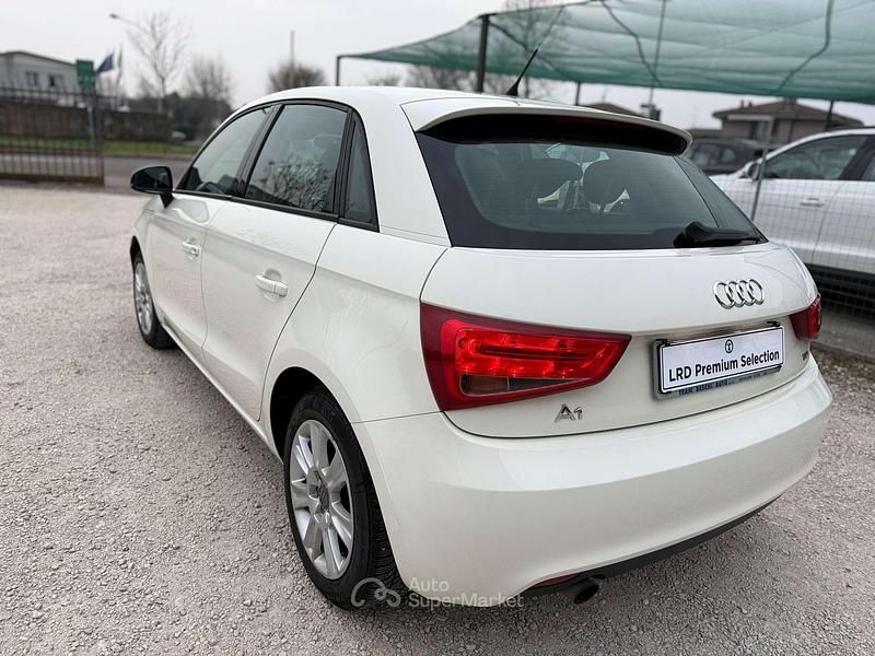 Usata Audi A1 Sportback Ambiente 90 CV (66 kW) 2013 Bianco Utilitaria