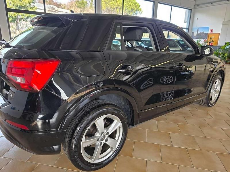 Usata Audi Q2 Business 116 CV (85 kW) 2019 Nero metallizato SUV