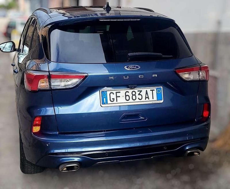 Usata Ford Kuga ST-Line X 150 CV (110 kW) 2021 SUV