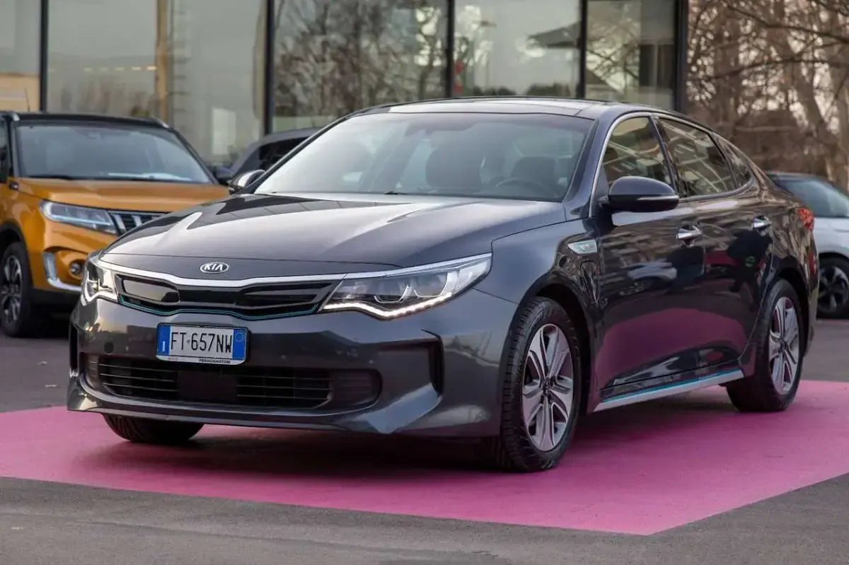 Usata Kia Optima Hybrid 156 CV (114 kW) 2019 Grigio Berlina