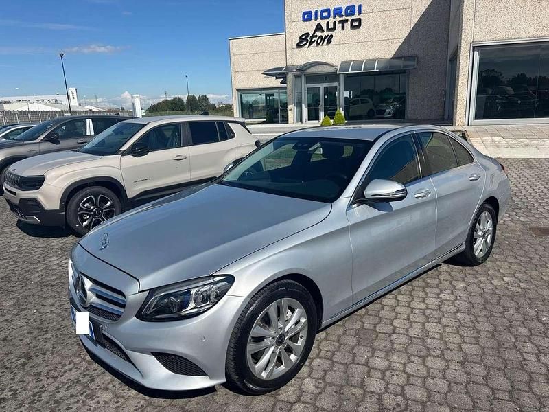Usata Mercedes C220 194 CV (142 kW) 2019 Argento Berlina