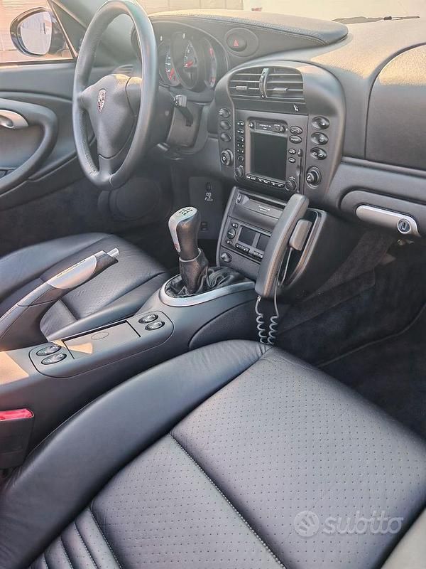 Usata Porsche 911 Carrera Cabriolet 320 CV (235 kW) 2002 Nero Cabrio