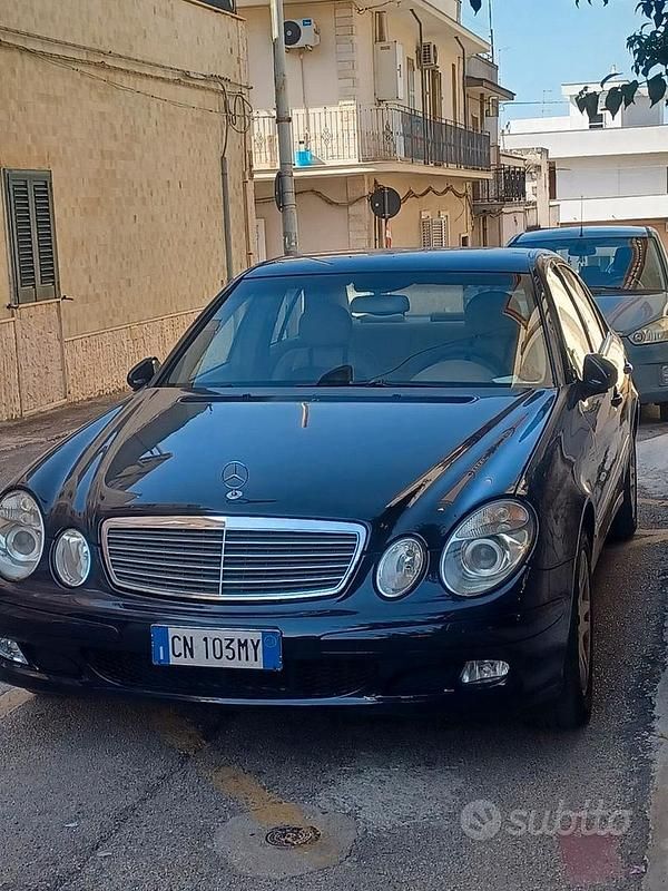 Usata Mercedes E220 122 CV (89 kW) 2004 Berlina