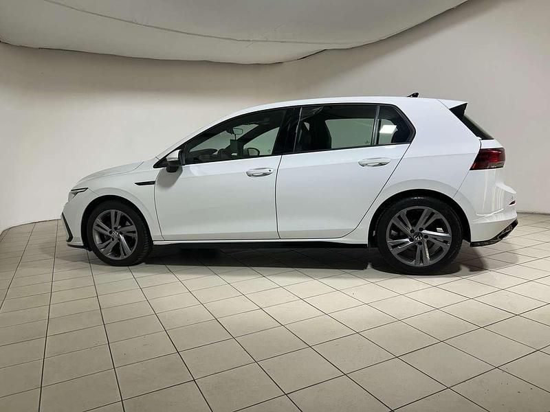 Usata VW Golf VIII R-line 131 CV (96 kW) 2024 Bianco