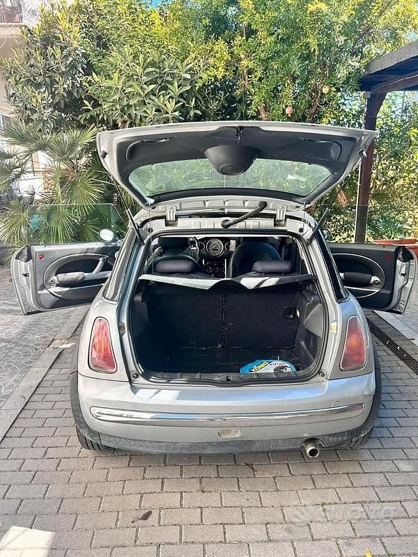 Usata 2004 Mini Cooper Due volumi | 1500 € (Super prezzo) - Immagine 1/4