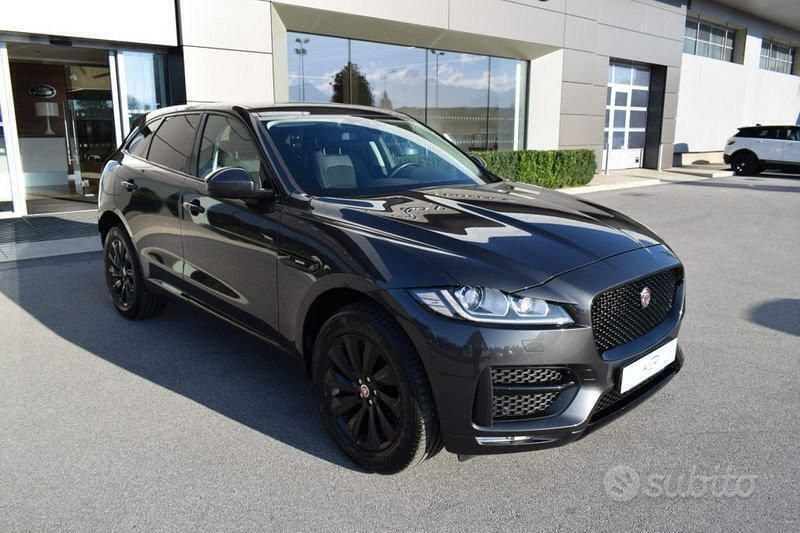 Usata Jaguar F-Pace R-Sport 180 CV (132 kW) 2018 Nero SUV