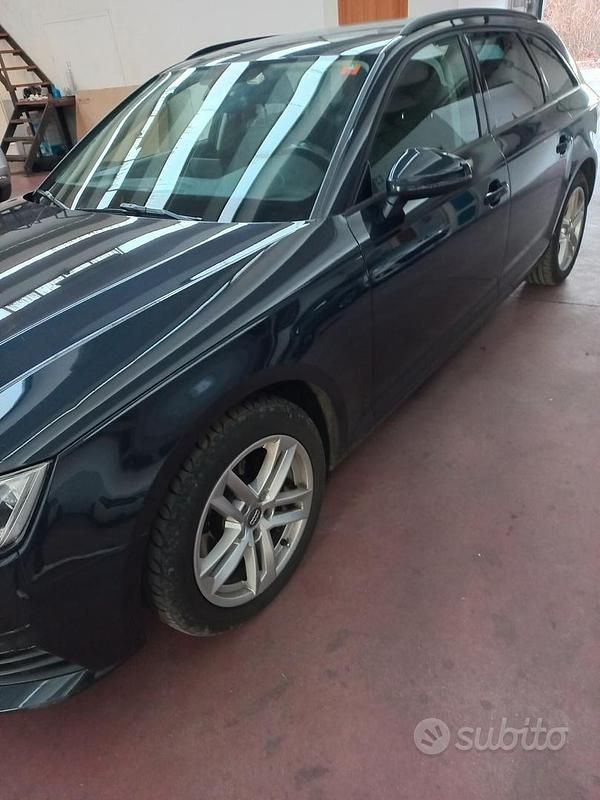 Usata Audi A4 Business 122 CV (89 kW) 2016 Blu Station wagon