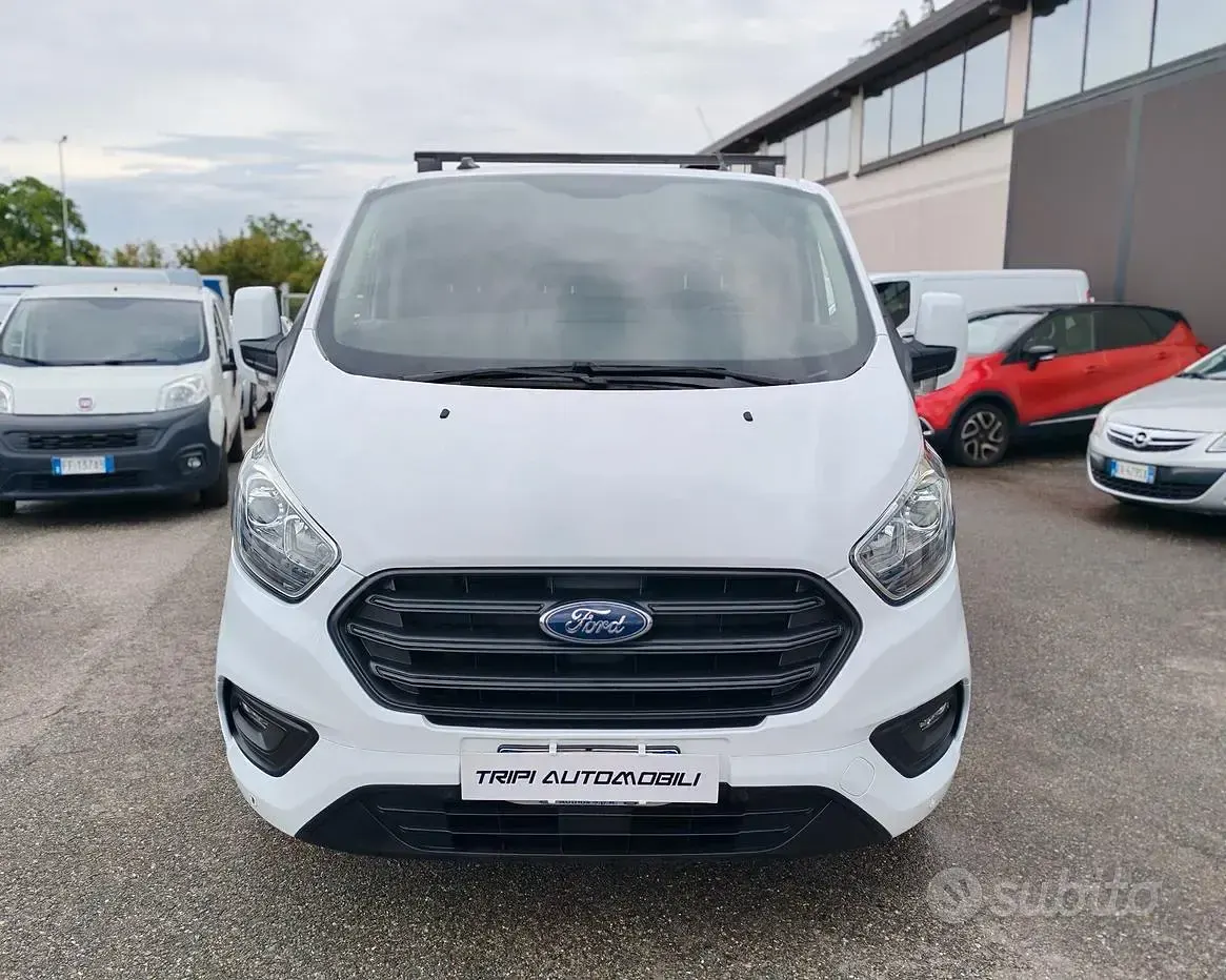 Usata Ford Transit Custom 131 CV (96 kW) 2022 Bianco Berlina
