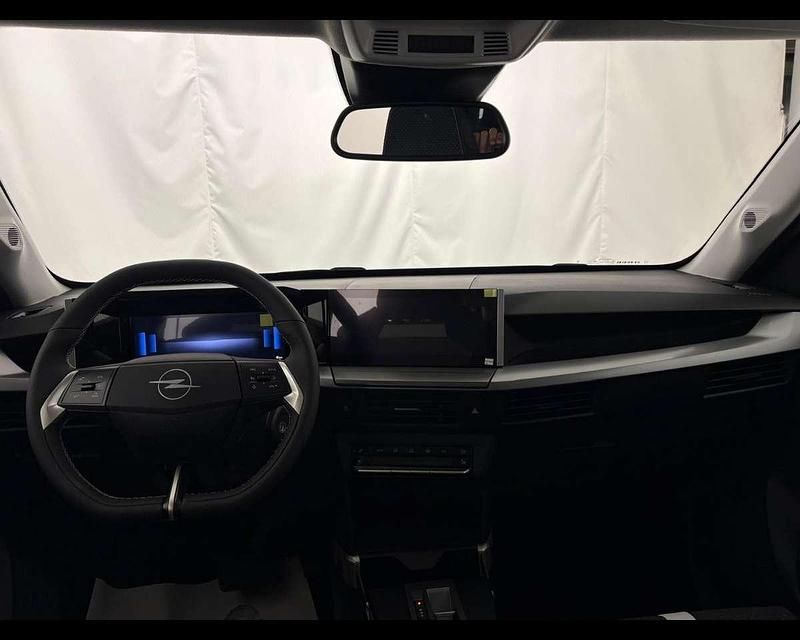 Nuova Opel Frontera 101 CV (74 kW) 2026 Karbon black SUV