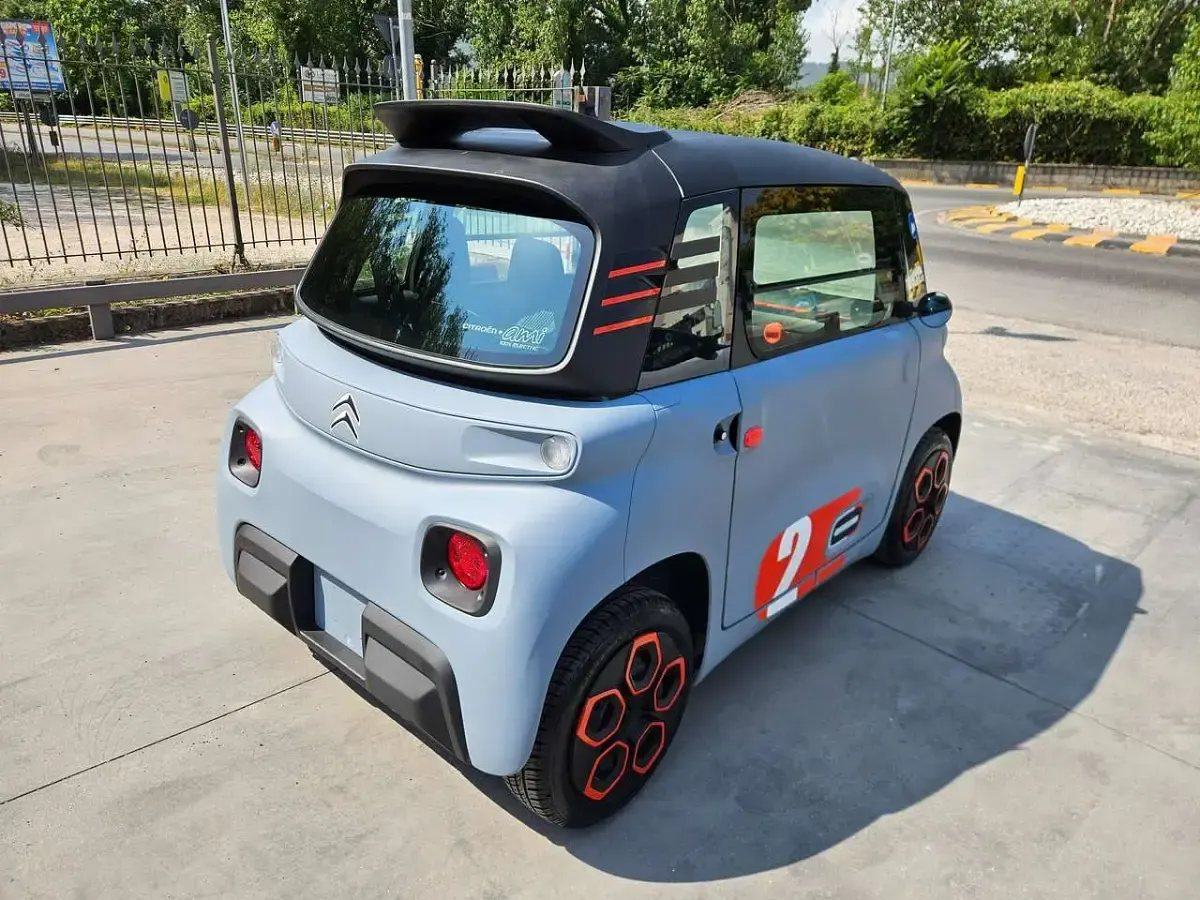 Usata Citroën AMI 2024 Grigio Utilitaria
