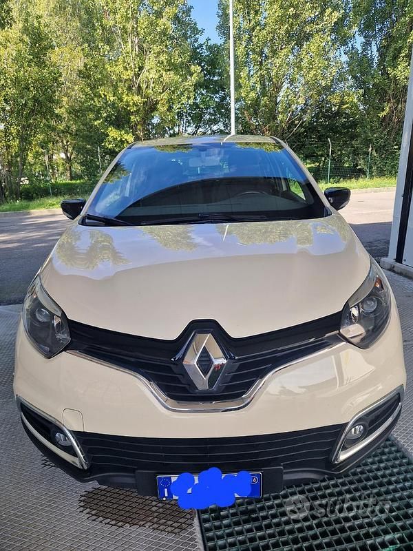 Usata Renault Captur 90 CV (66 kW) 2016 Bianco SUV