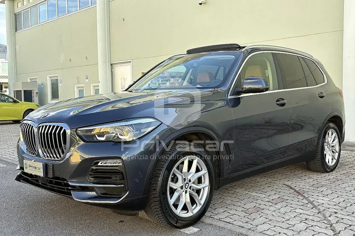 Usata BMW X5 xLine 231 CV (169 kW) 2021 Grigio SUV