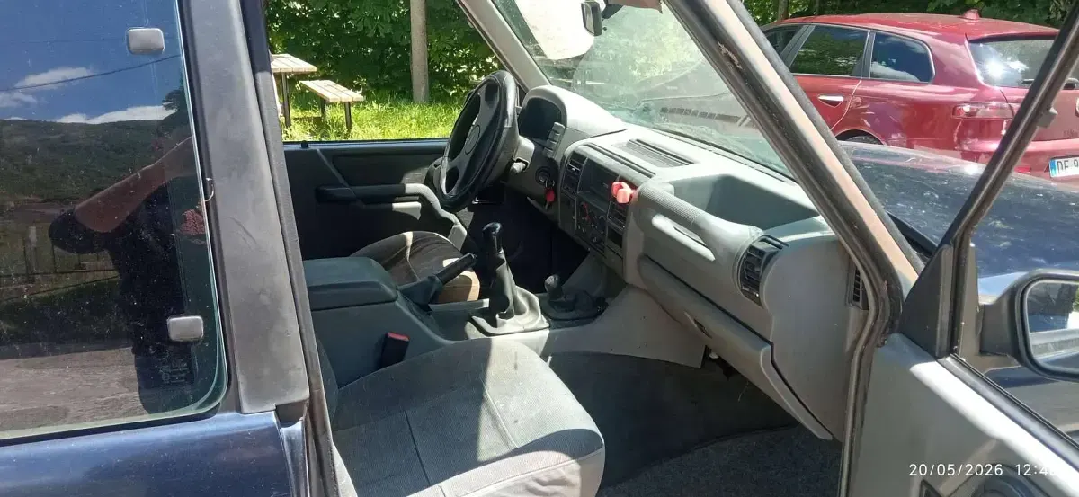 Usata Land Rover Discovery 113 CV (83 kW) 1996 Blu/azzurro SUV