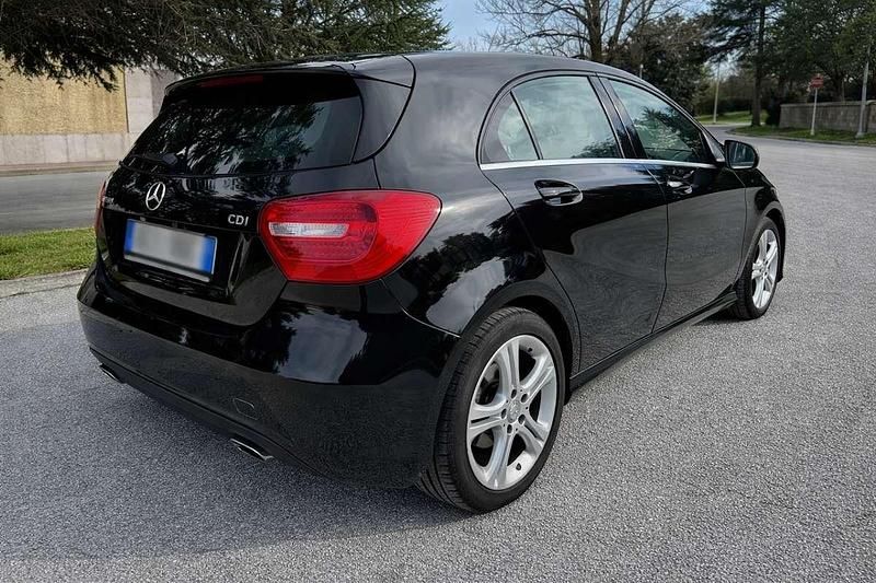 Usata Mercedes A180 Executive 109 CV (80 kW) 2013 Berlina