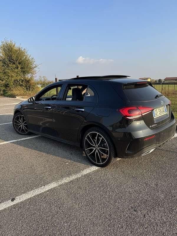 Usata Mercedes A250 Business 218 CV (160 kW) 2021 Berlina