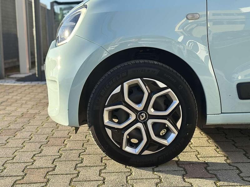 Usata Renault Twingo Equilibre 65 CV (47 kW) 2023 Blu/azzurro Utilitaria