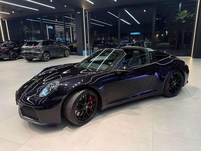 Usata Porsche 911 Targa 4 484 CV (355 kW) 2025 Nero metallizzato Cabrio