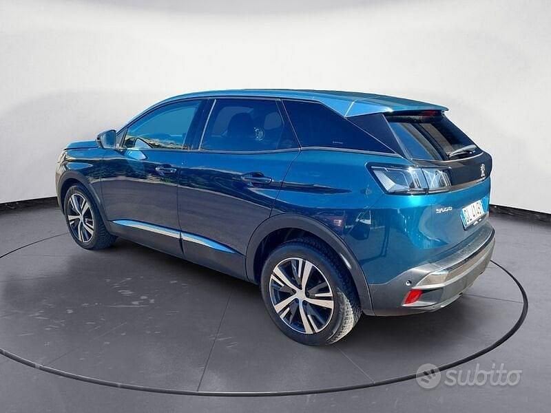 Usata Peugeot 3008 Allure 131 CV (96 kW) 2022 Blu/azzurro SUV