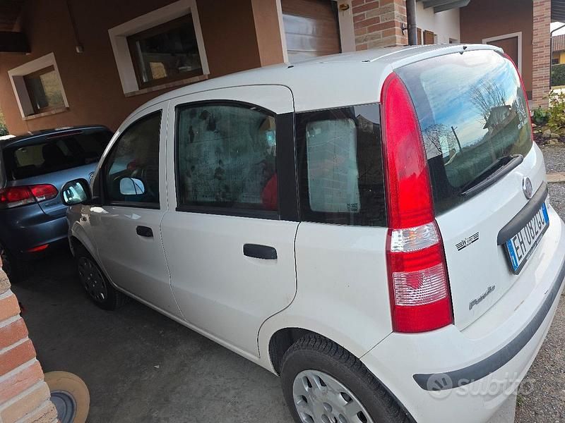 Usata 2011 Fiat Panda Due volumi | 2000 € - Immagine 1/4