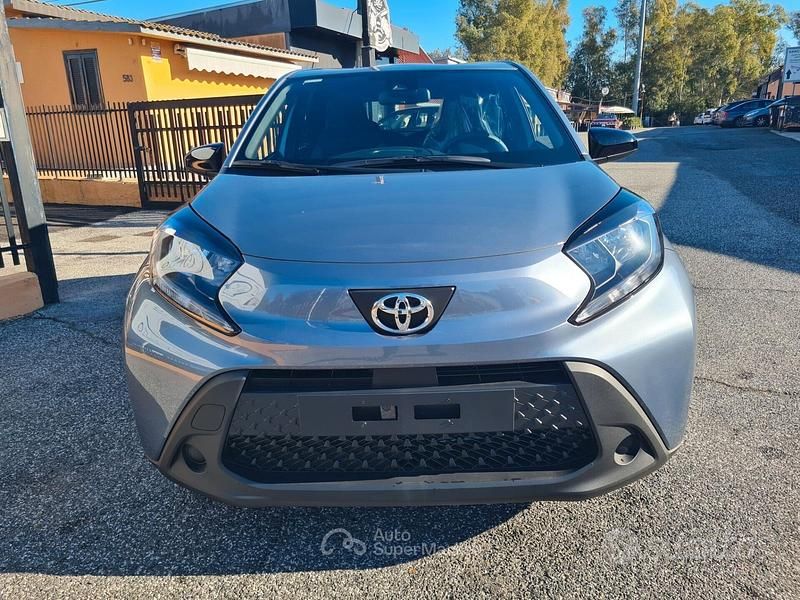 Nuova Toyota Aygo X Active 72 CV (52 kW) 2026 SUV