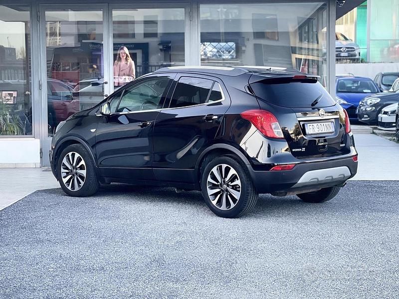 Usata Opel Mokka 140 CV (102 kW) 2018 Nero SUV