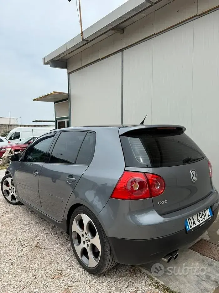 Usata VW Golf IV GTI 200 CV (147 kW) 2006 Grigio Berlina