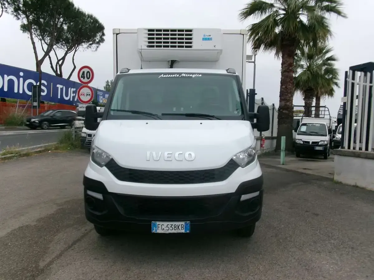 Usata Iveco Daily 145 CV (106 kW) 2016 Bianco