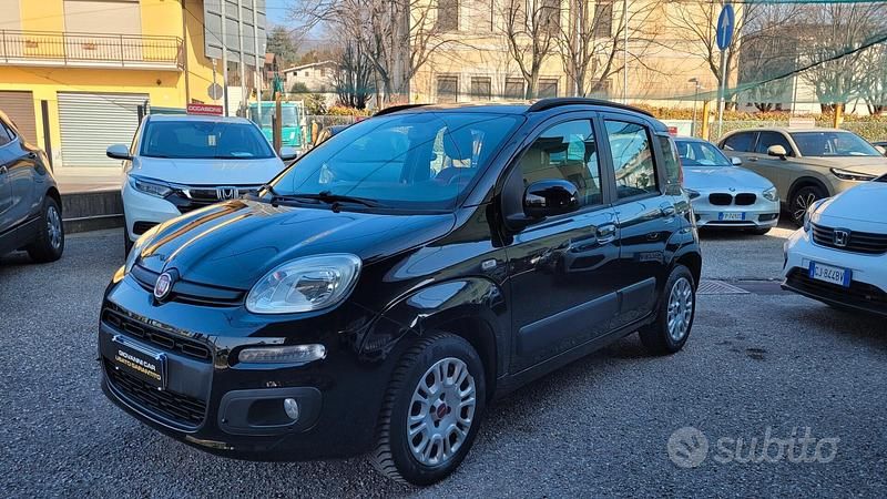 Usata Fiat Panda Lounge 69 CV (50 kW) 2015 Nero Berlina
