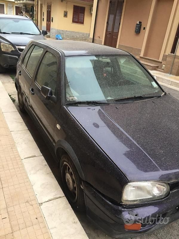 Usata VW Golf III 1999 Blu Berlina