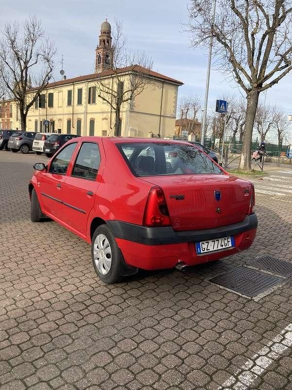 Usata Dacia Logan Ambiance 68 CV (50 kW) 2008 Rosso Berlina