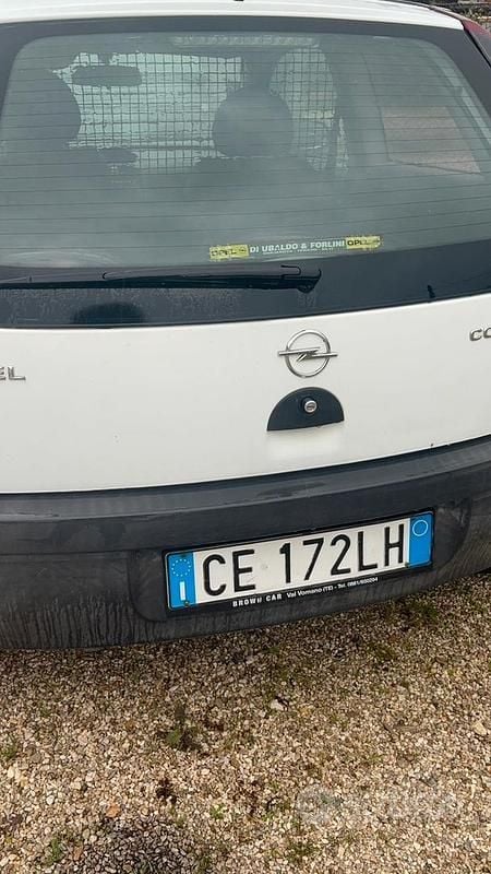 Usata Opel Corsa 60 CV (44 kW) 2002 Utilitaria