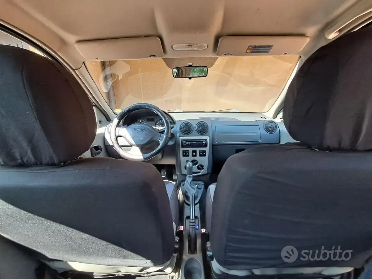 Usata Dacia Logan Ambiance 84 CV (61 kW) 2011 Station wagon