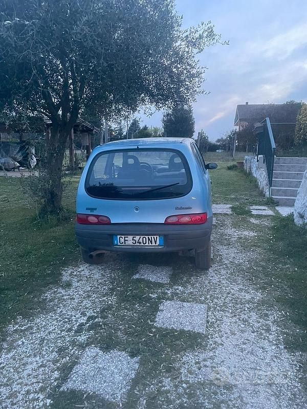 Usata Fiat 600 2004 Blu