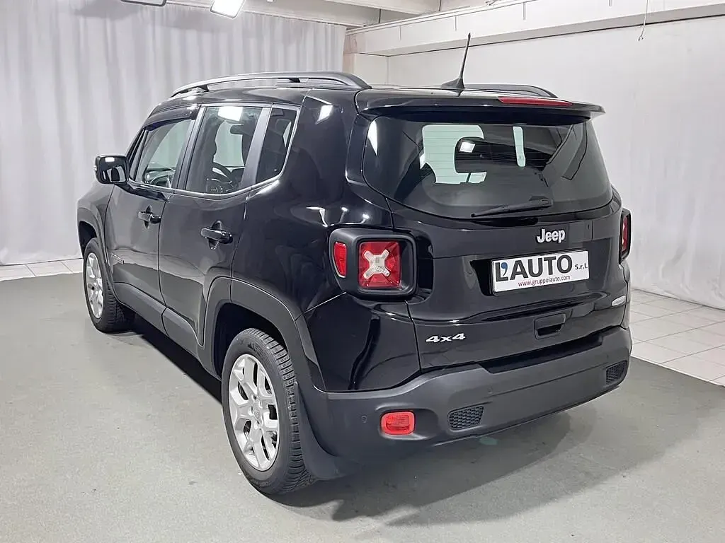 Usata Jeep Renegade Longitude 140 CV (102 kW) 2018 Nero SUV
