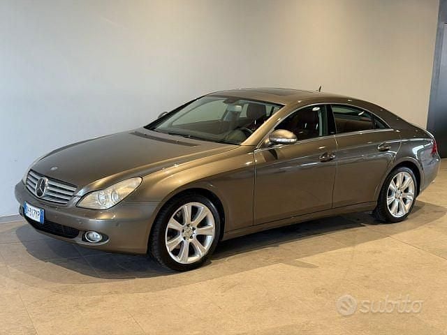Usata Mercedes CLS320 Chrome 224 CV (164 kW) 2007 Bronzo Berlina