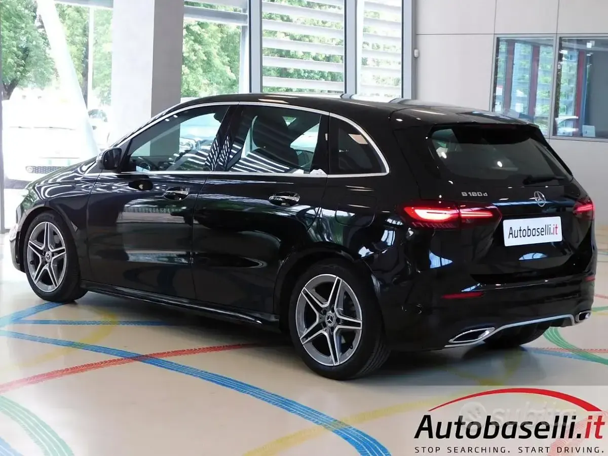 Usata Mercedes B180 Advanced Plus 116 CV (85 kW) 2024 Nero Utilitaria