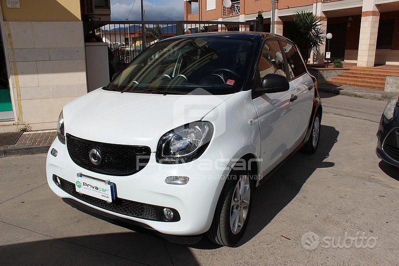 Usata Smart ForFour Passion 2018 Bianco Utilitaria