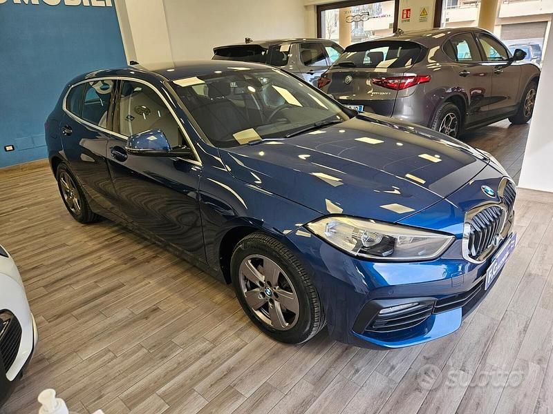 Usata BMW 116 116 CV (85 kW) 2021 Blu Utilitaria