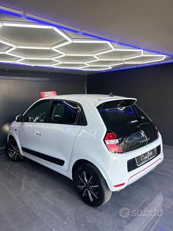 Usata Renault Twingo SE 69 CV (50 kW) 2017 Bianco Utilitaria