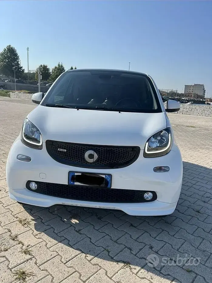 Usata Smart ForTwo Coupé Brabus Xclusive 109 CV (80 kW) 2017 Bianco Coupé