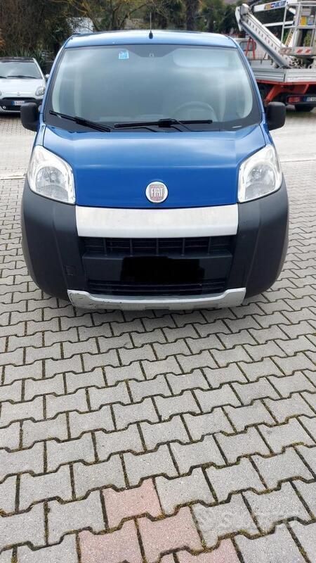 Blu Usata 2010 Fiat Fiorino Monovolume | 3299 € (Buon prezzo) - Immagine 1/4