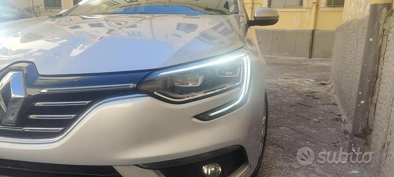 Usata Renault Mégane IV Zen 110 CV (80 kW) 2017 Berlina