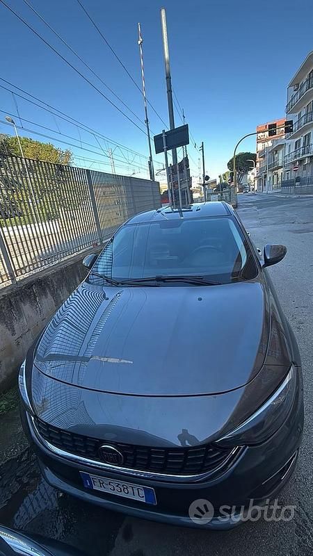 Usata Fiat Tipo 2018 Grigio Berlina